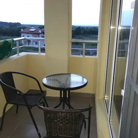 Elite Apartment *